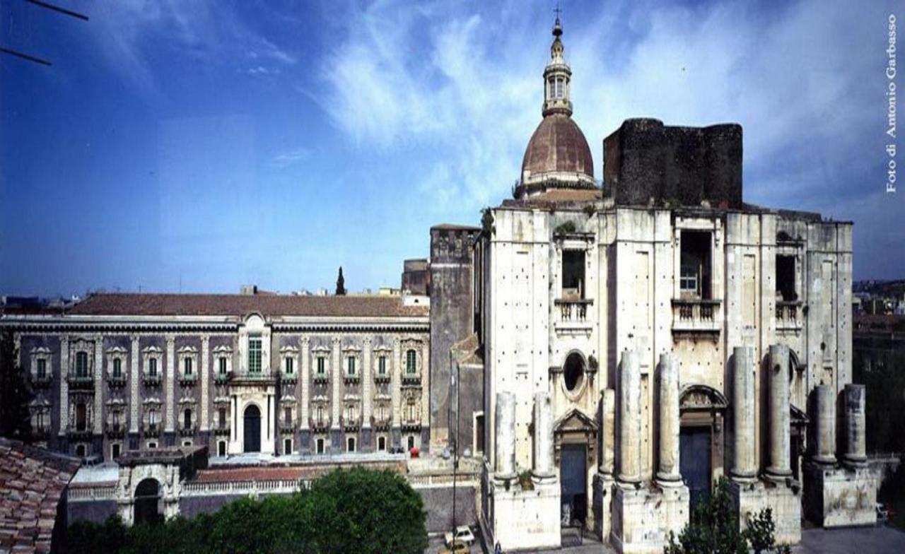 Benedettini Palace - exclusive suites&views Catania Bagian luar foto
