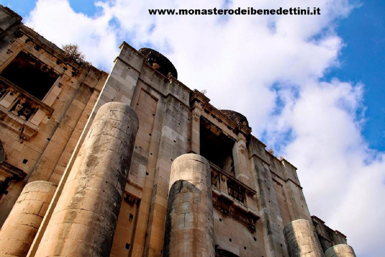 Benedettini Palace - exclusive suites&views Catania Bagian luar foto