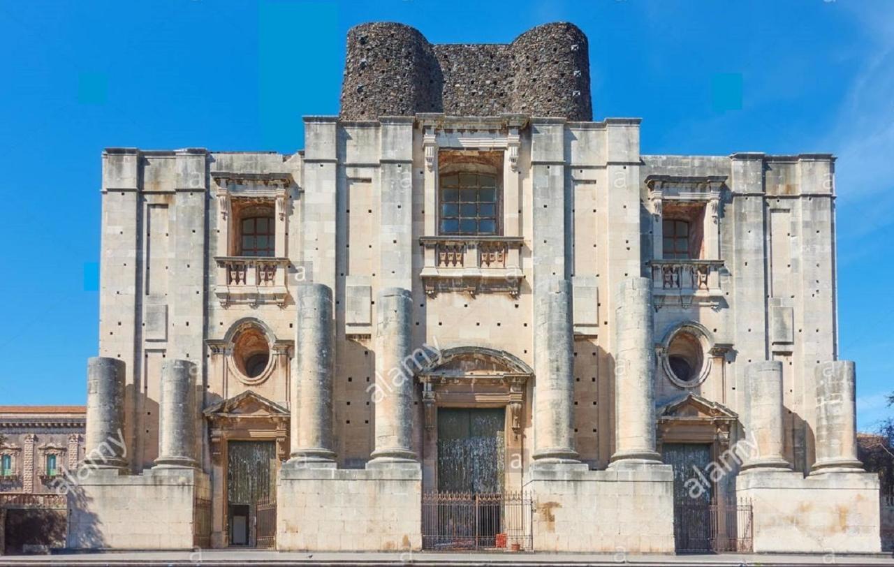 Benedettini Palace - exclusive suites&views Catania Bagian luar foto